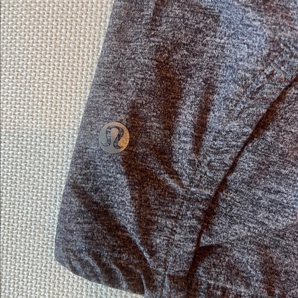 Lululemon Grey Fast and Free Classic Fit Running Shorts - Picture 8 of 9
